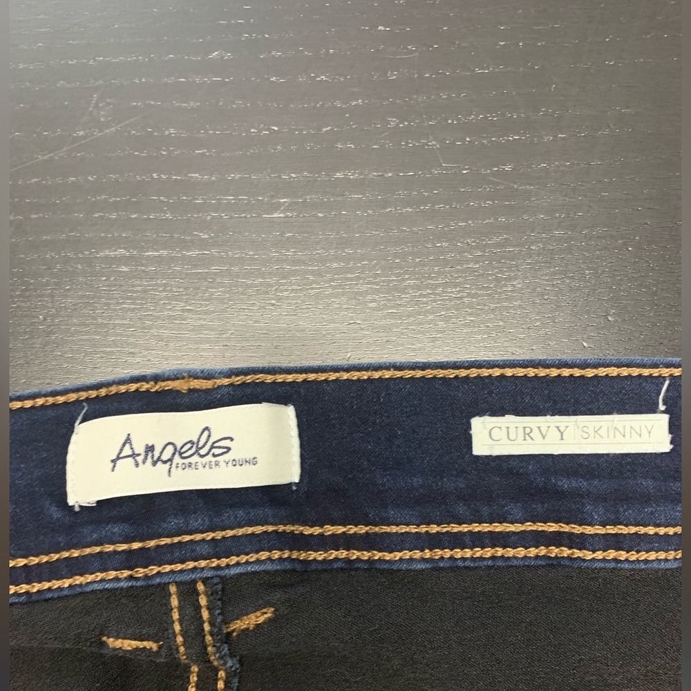 Women's Size 14 Stretchy Blue Jeans - Picture 2 of 5